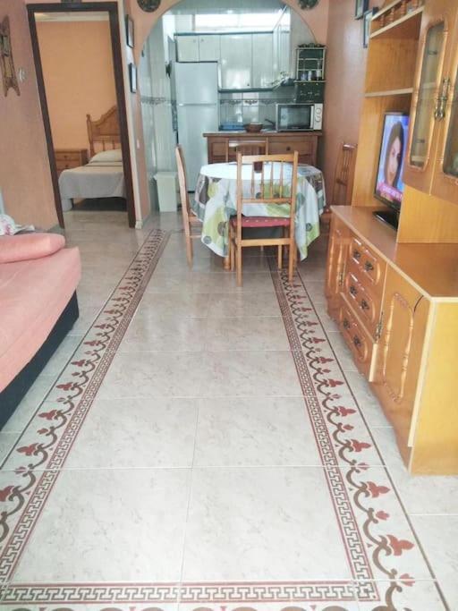 Apto Con Terraza Y 2 Dormitorios. 600 Megas Wifi. Santa Pola Eksteriør bilde