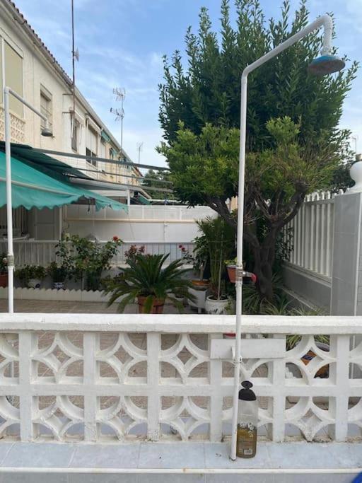 Apto Con Terraza Y 2 Dormitorios. 600 Megas Wifi. Santa Pola Eksteriør bilde