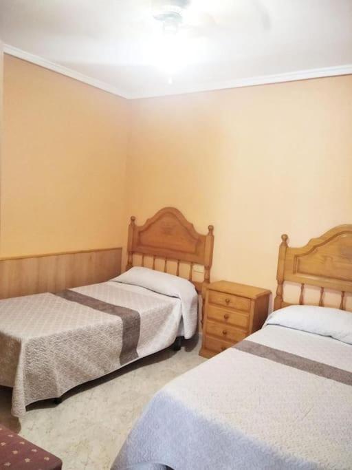 Apto Con Terraza Y 2 Dormitorios. 600 Megas Wifi. Santa Pola Eksteriør bilde